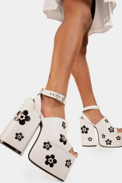 lamodawebsite Dancing Queen Platform Sandals< Plattform