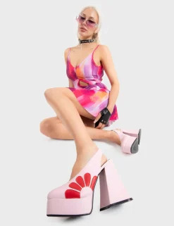lamodawebsite Slight Mishap Platform Heels< Plattform