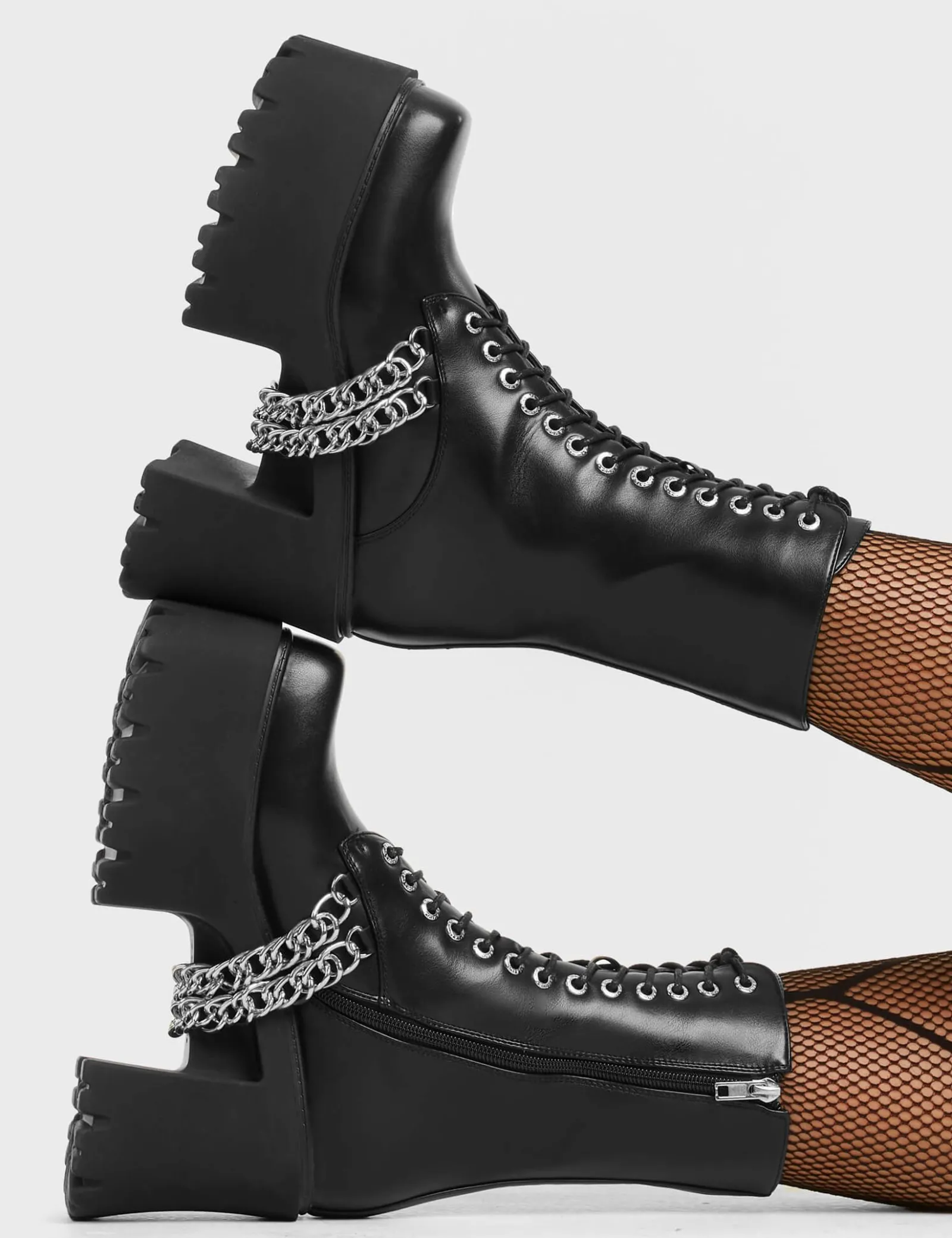 LAMODA Step On It Chunky Platform Ankle Boots< Knochel